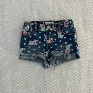 Minnie Mouse short